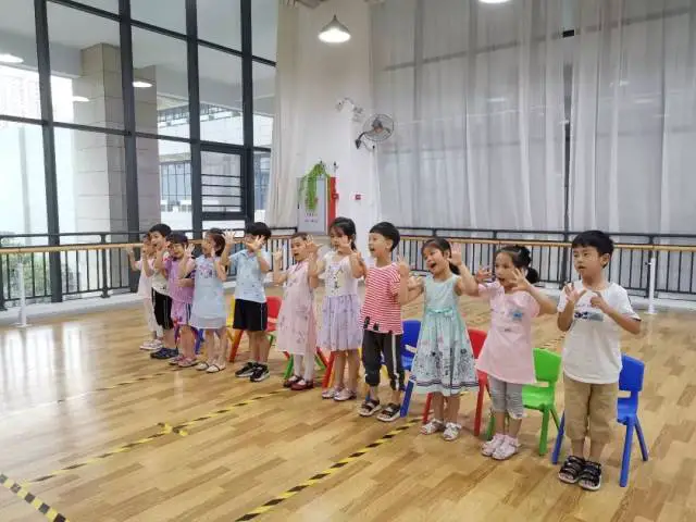 哪里可以找到适合青少年的篮球训练策略_1
